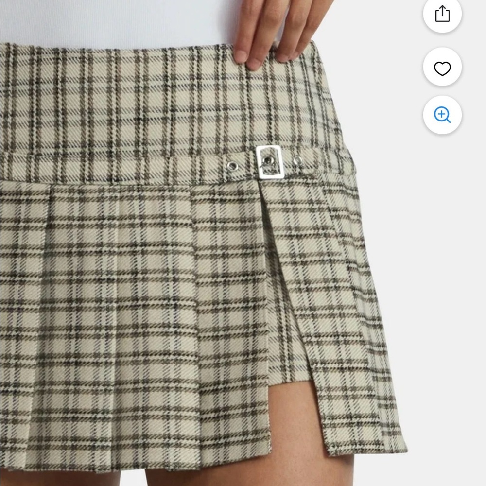 NWT Madden NYC Pleated Plaid Mini Skort - size Large (12-14) - brown/cream/black - Picture 4 of 9